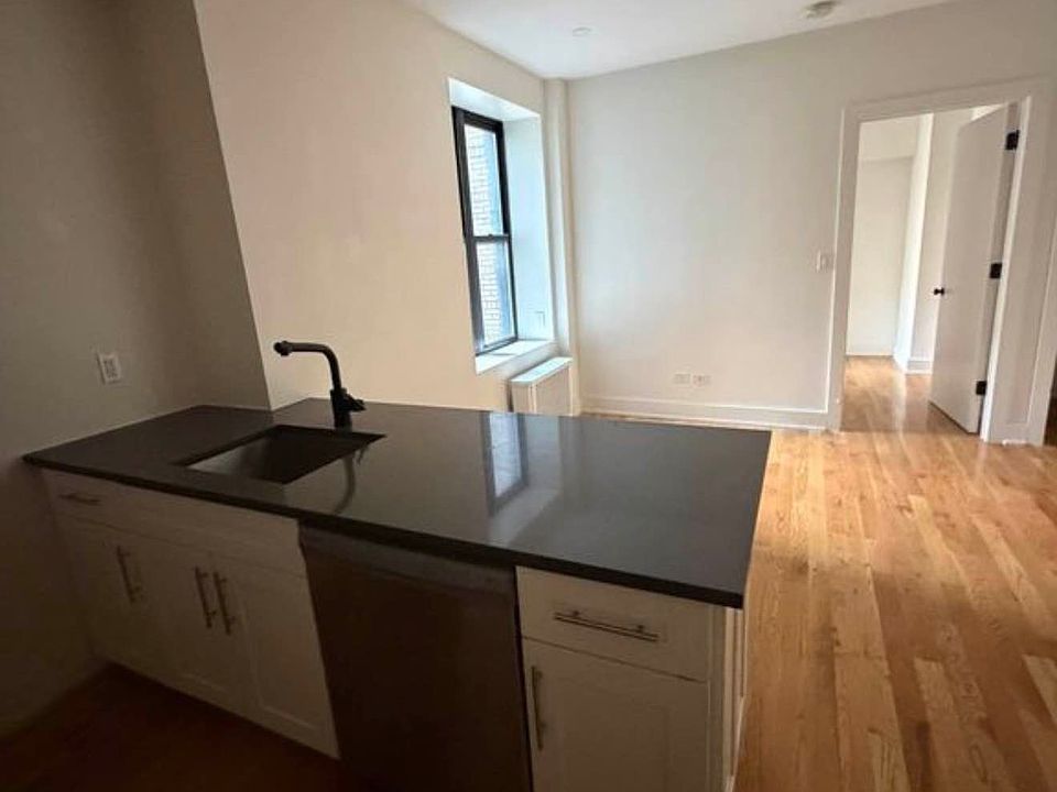 1st image of 3657 Broadway #2BB