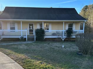 97 Confidence Ct, Temple, GA 30179