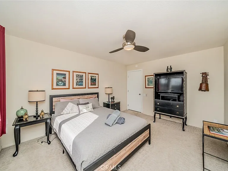 1600 E Palm Tree Dr — Photo 33
