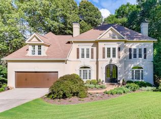 245 Merritt Dr, Roswell, GA 30076