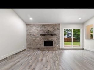 2505 Clearwood Dr, Arlington, TX 76014