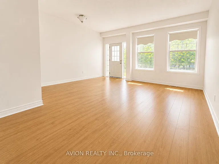 9 Riverlands Ave — Photo 6