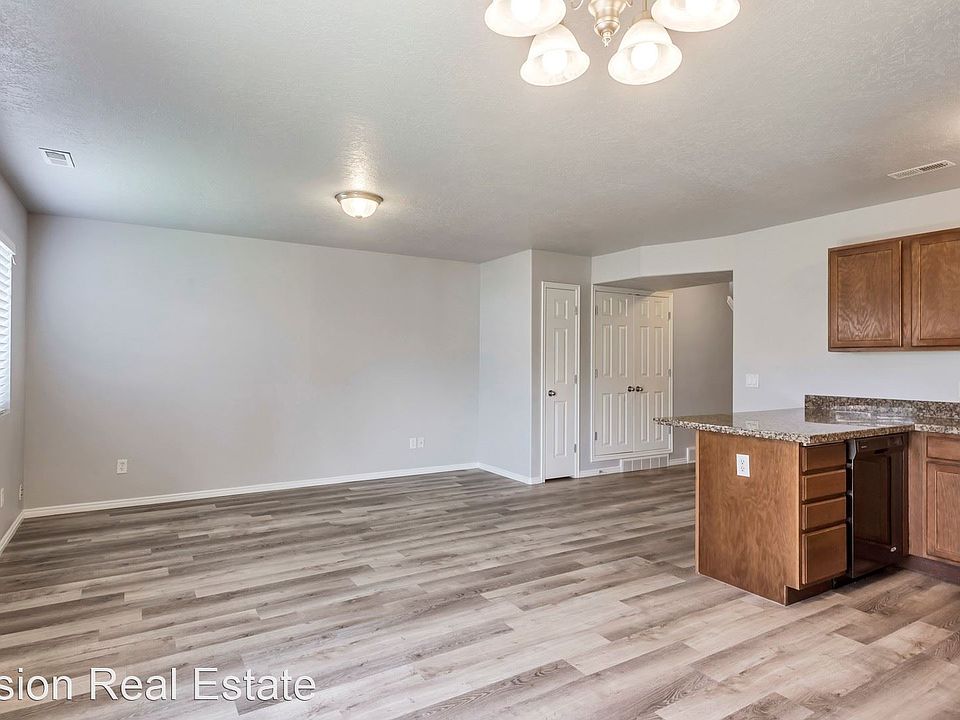 1st image of 1251 W Bridalwood Loop