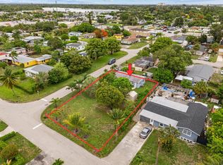 1858 Muskogee Rd, Palm Springs, FL 33406