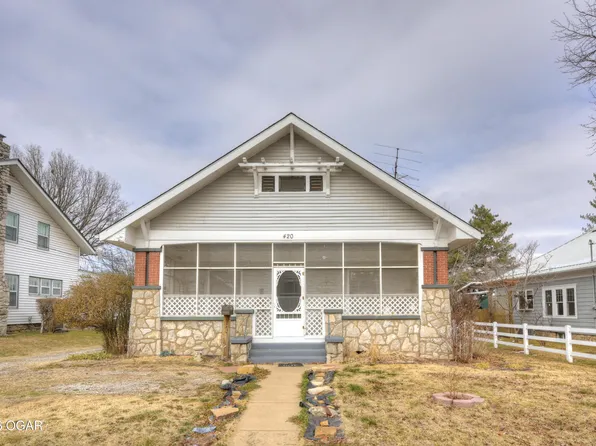 420 E McKinney St, Neosho, MO 64850