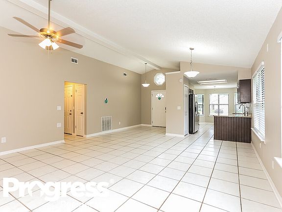 3rd image of 3751 Lumberjack Way