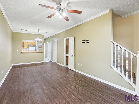 3rd image of 909 W Tony St APT B