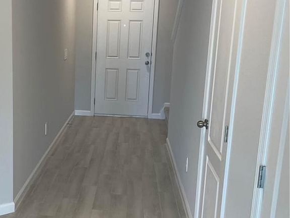 3rd image of 116 Cedar Bark Ln