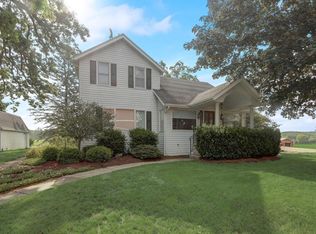 135 N River Rd, Burlington, WI 53105