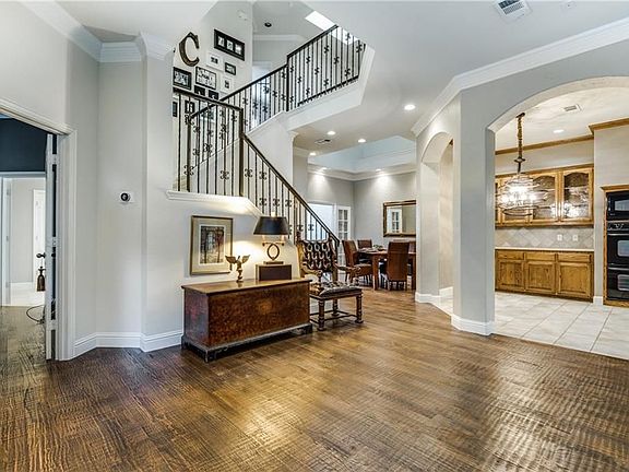 3rd image of 37 Misty Pond Dr