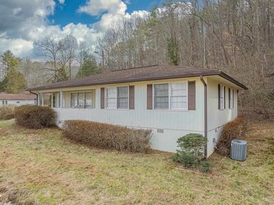 8 Taylor Rd, Helen, GA, 30545