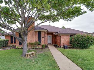 4801 Cortina Dr, Irving, TX 75038