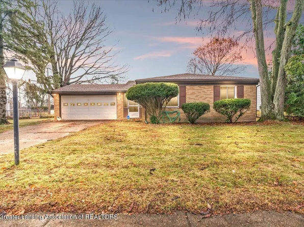 3917 Sheffield Blvd, Lansing, MI 48911