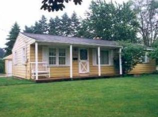 1582 Beech St SW, Wyoming, MI 49509