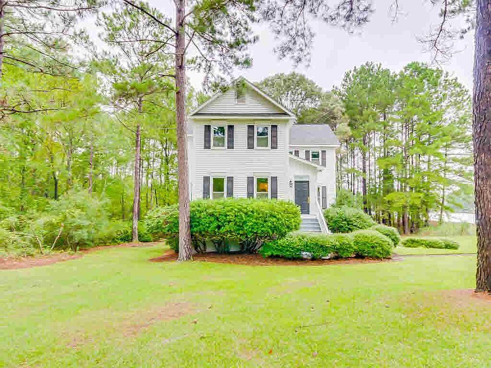 1st image of 150 Woodshore Cir