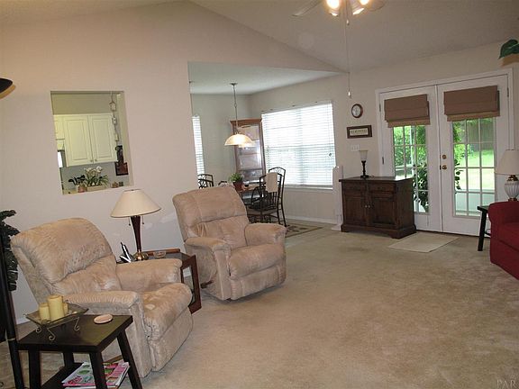 3rd image of 638 Hanley Downs Dr