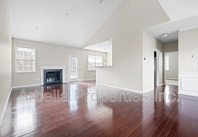 901 Hackney Rd — Photo 6