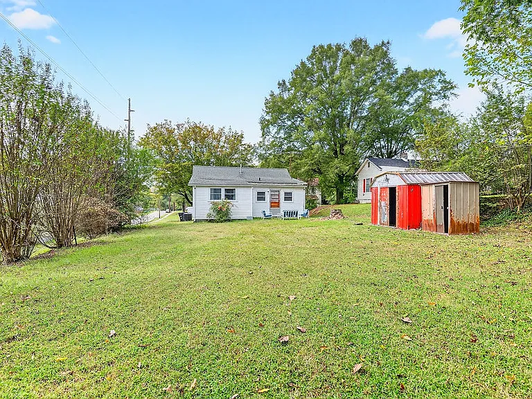 33 Schoolfield Dr — Photo 31