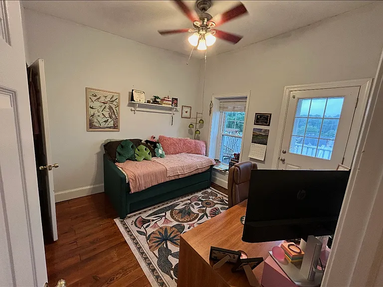 3928 Manor St — Photo 6