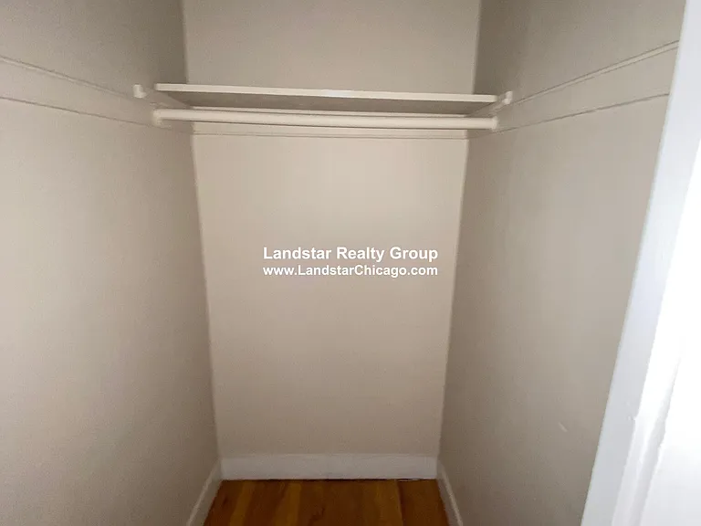 832 Reba Pl #1N — Photo 4