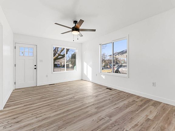 2nd image of 664 30th St
