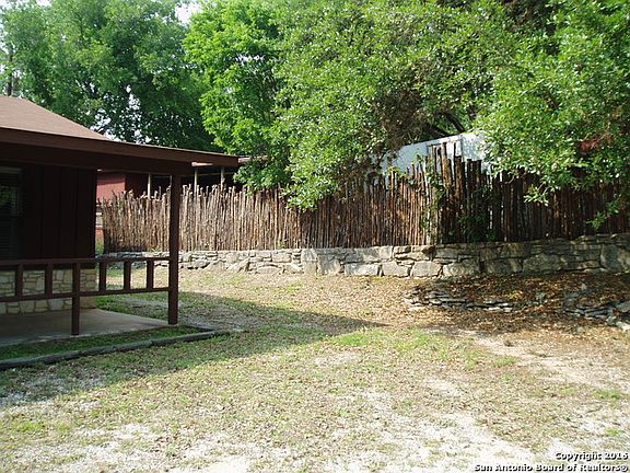3rd image of 603 Creekside Dr