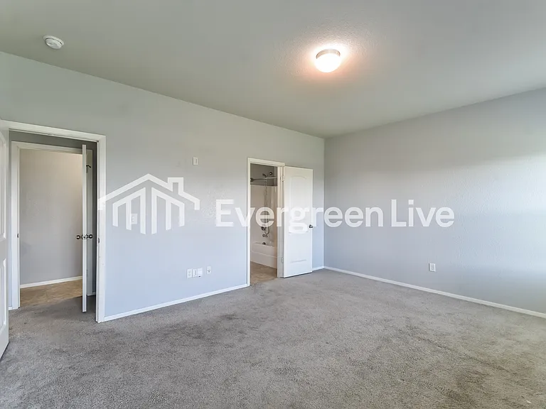 2833 Sebright Ave — Photo 12
