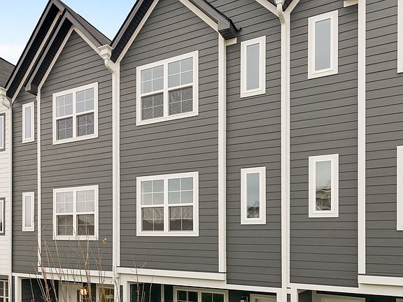 2nd image of 700 N Dupont Ave Lot 38-113