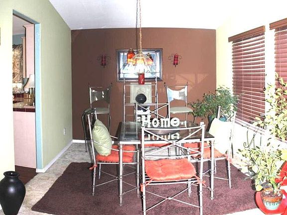3rd image of 613 Hermitage St #613