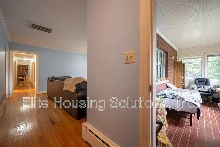290 W Ridge St — Photo 31