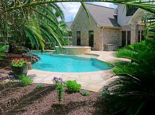 1723 Les Talley Dr, Seabrook, TX 77586