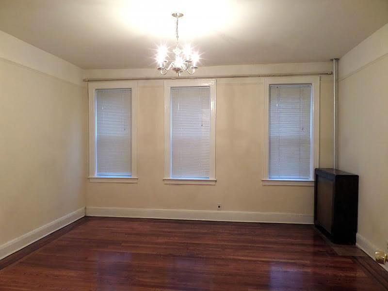 1st image of 4529 41st St APT 1F