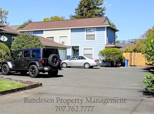 607 7th St #B, Petaluma, CA 94952