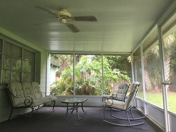 3rd image of 1329 NE 31st Pl