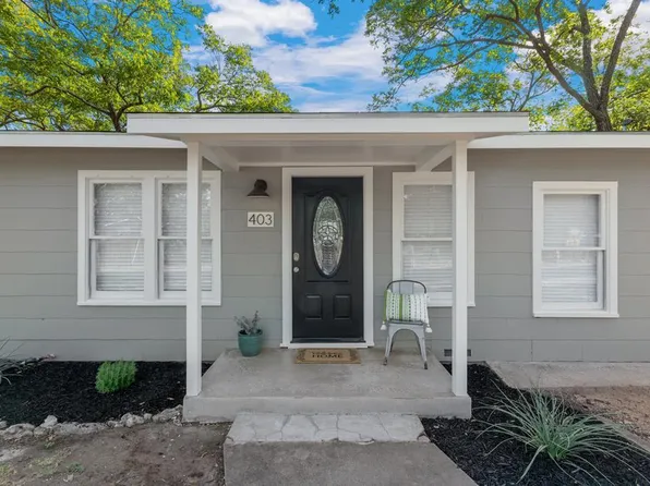 403 W College St, Fredericksburg, TX 78624