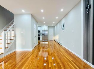 2938 Bouck Avenue, Bronx, NY 10469