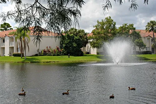 Country Club Lakes Apartments Photo 1