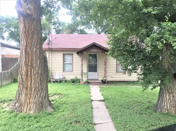 2108 N 6th St, Garden City, KS 67846