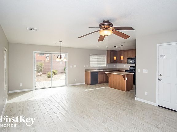 3rd image of 9974 Panguitch Lake Ct