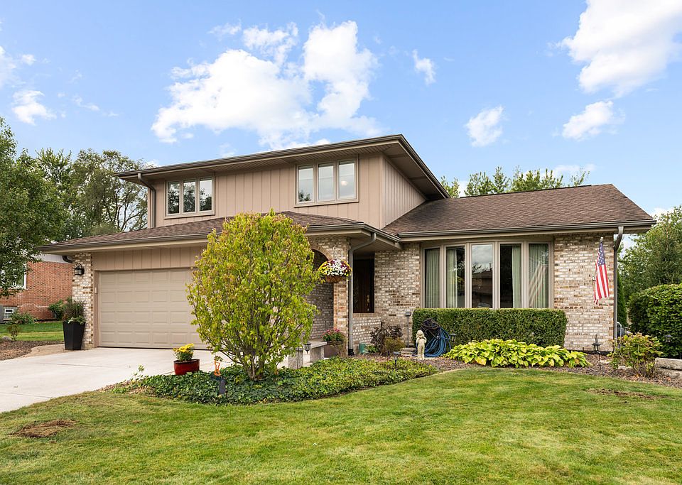 1st image of 20400 S Green Meadow Ln