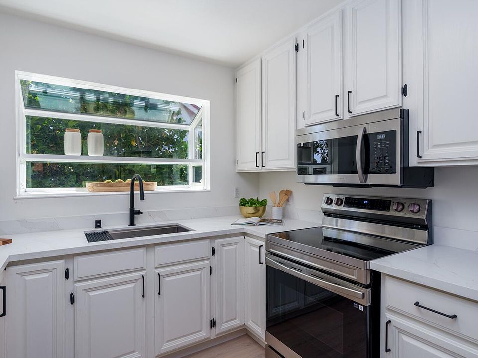 35914 Burning Tree Dr, Newark, CA 94560 | Zillow