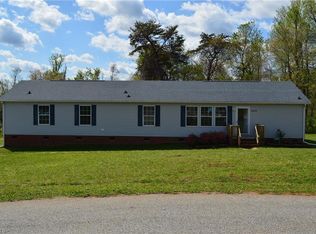 7400 Elmont Ct, Browns Summit, NC 27214