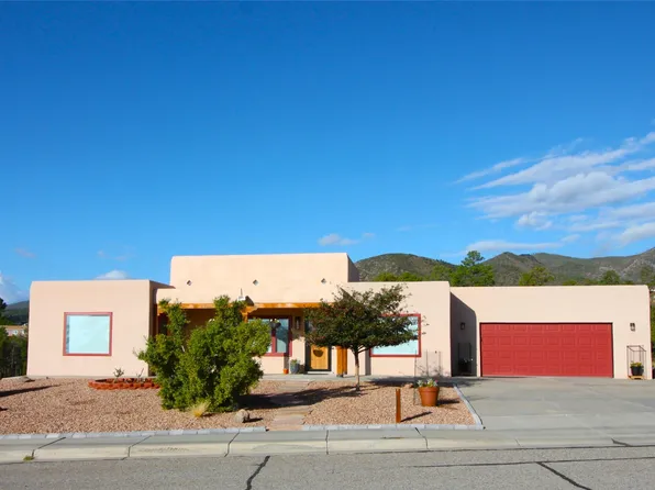 2551 35th St, Los Alamos, NM 87544