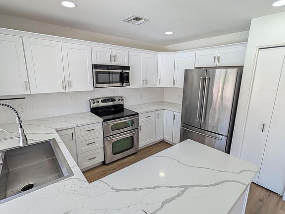 3rd image of 1905 N VERANO Way