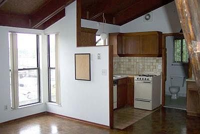 Photo B