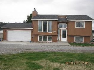 24321 E Rosewood Ave, Newman Lake, WA 99025