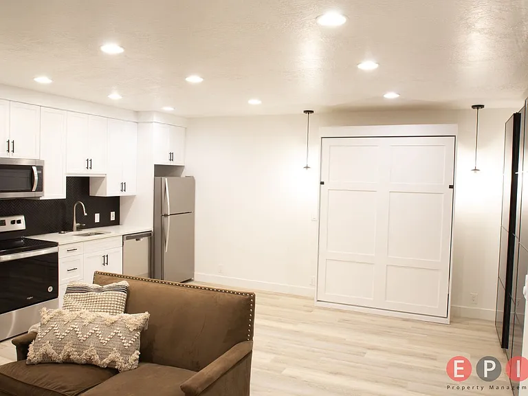 564 Lewski Lane - Residential — Photo 6