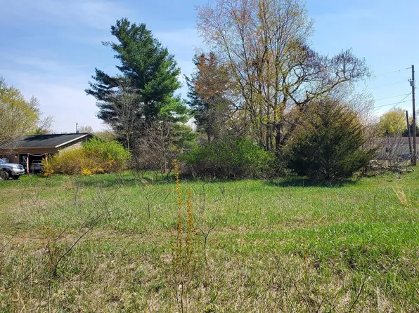 N Riverview Dr, Paw Paw, MI 49079