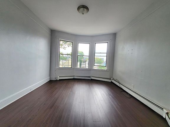 5th image of 306 Ege Ave APT 5