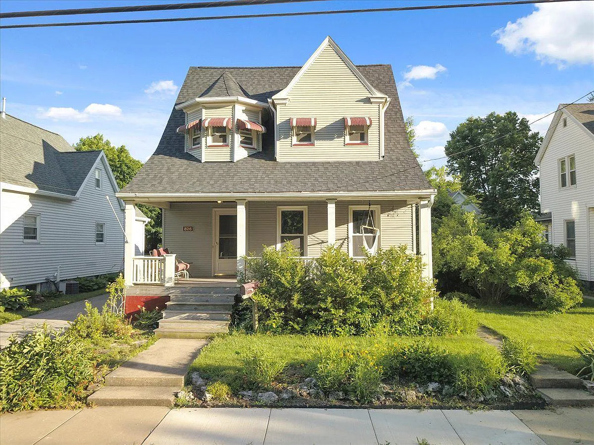 826 W Oakland Ave photo 1